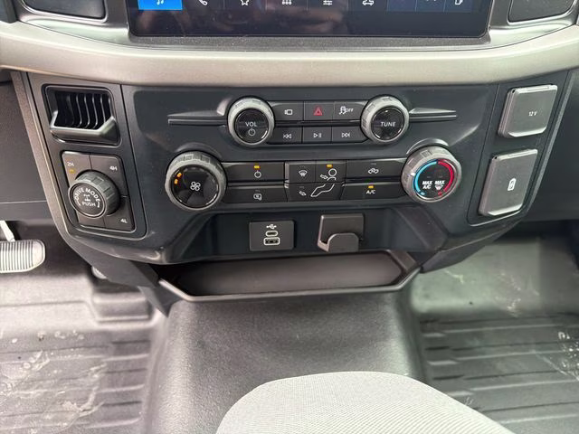 2026 Carbonized Gray Metallic Ford F-150 XL 4X4 Truck