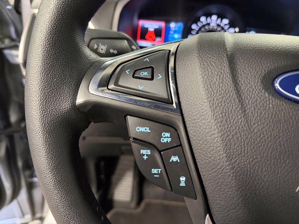 2024 Iconic Silver Metallic Ford Edge Titanium Elite Pkg w/Pano Roof AWD SUV