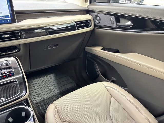 2022 Blue Metallic Lincoln Nautilus Reserve AWD SUV