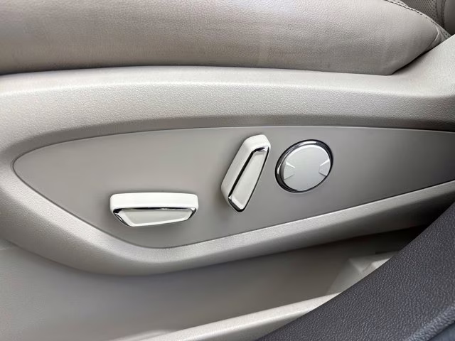 2022 Blue Metallic Lincoln Nautilus Reserve AWD SUV