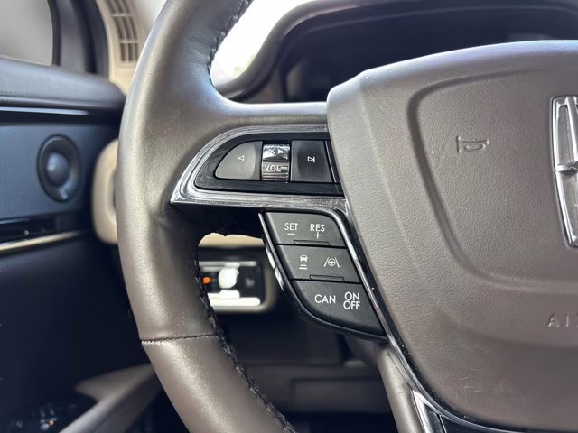 2022 Blue Metallic Lincoln Nautilus Reserve AWD SUV