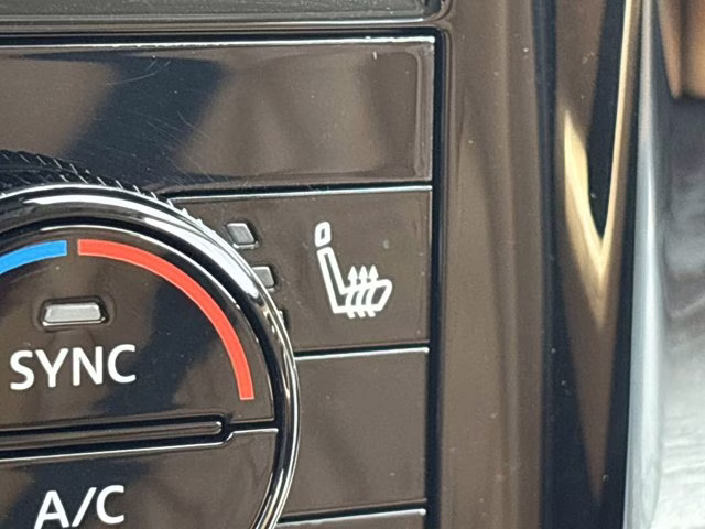 2022 Pearl White Tricoat Nissan Rogue Platinum AWD SUV