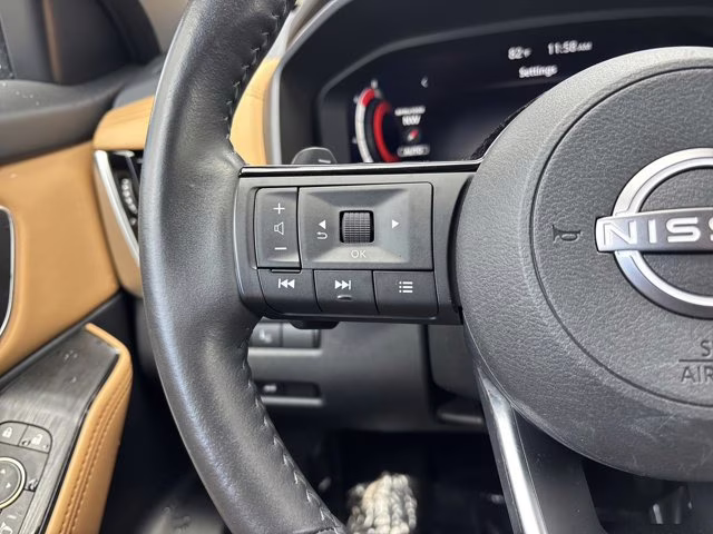 2022 Pearl White Tricoat Nissan Rogue Platinum AWD SUV