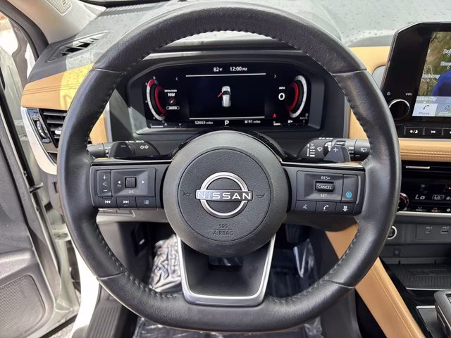 2022 Pearl White Tricoat Nissan Rogue Platinum AWD SUV