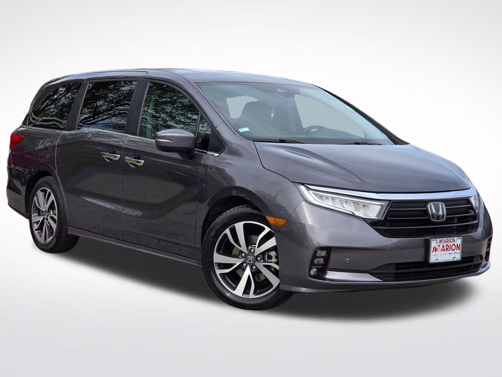 2023 Modern Steel Metallic Honda Odyssey Touring FWD Van