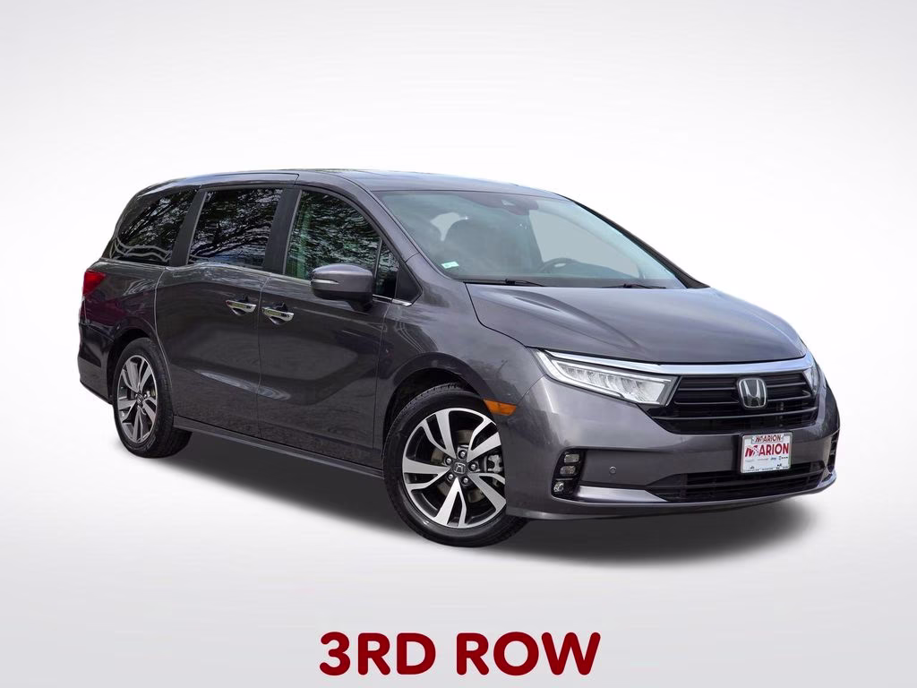 2023 Modern Steel Metallic Honda Odyssey Touring FWD Van