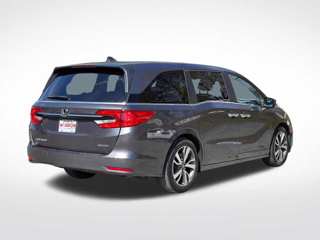 2023 Modern Steel Metallic Honda Odyssey Touring FWD Van