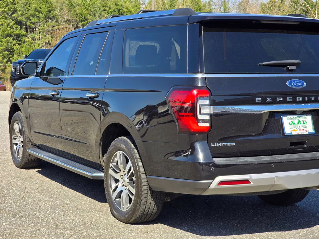 2022 Black Metallic Ford Expedition Max Limited 4X4 SUV