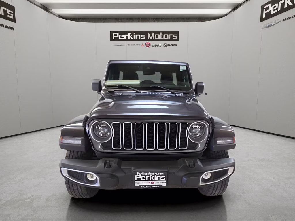 2025 Granite Crystal Metallic Clearcoat Jeep Wrangler 4xe Sahara 4X4 SUV