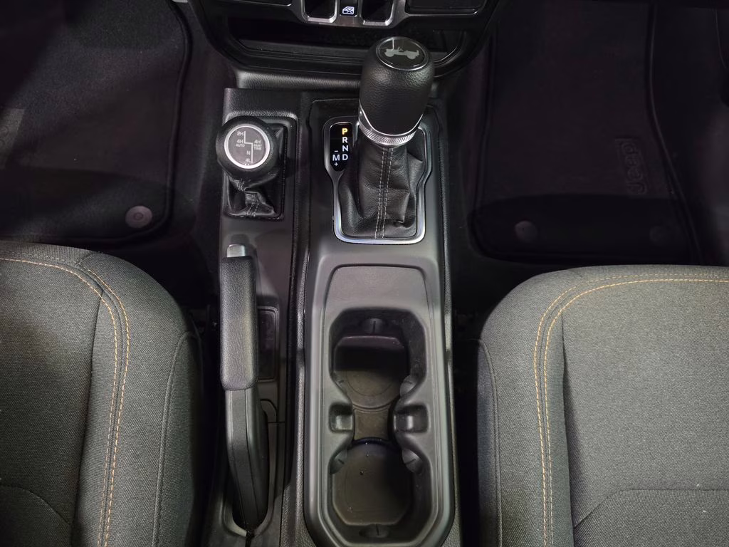 2025 Granite Crystal Metallic Clearcoat Jeep Wrangler 4xe Sahara 4X4 SUV