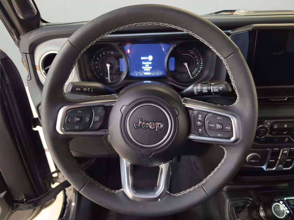 2025 Granite Crystal Metallic Clearcoat Jeep Wrangler 4xe Sahara 4X4 SUV