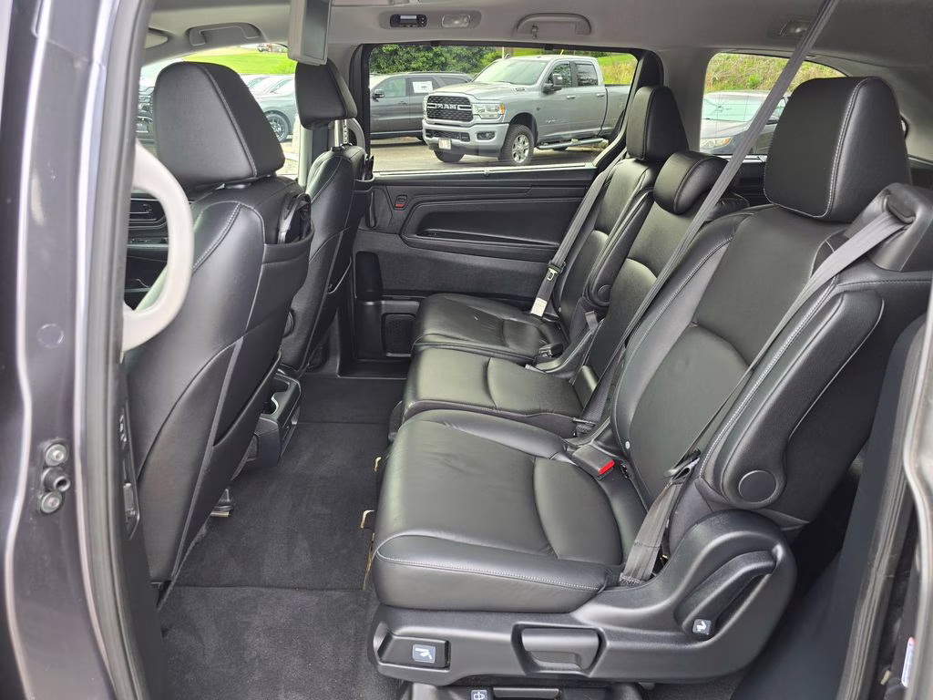 2023 Modern Steel Metallic Honda Odyssey Touring FWD Van
