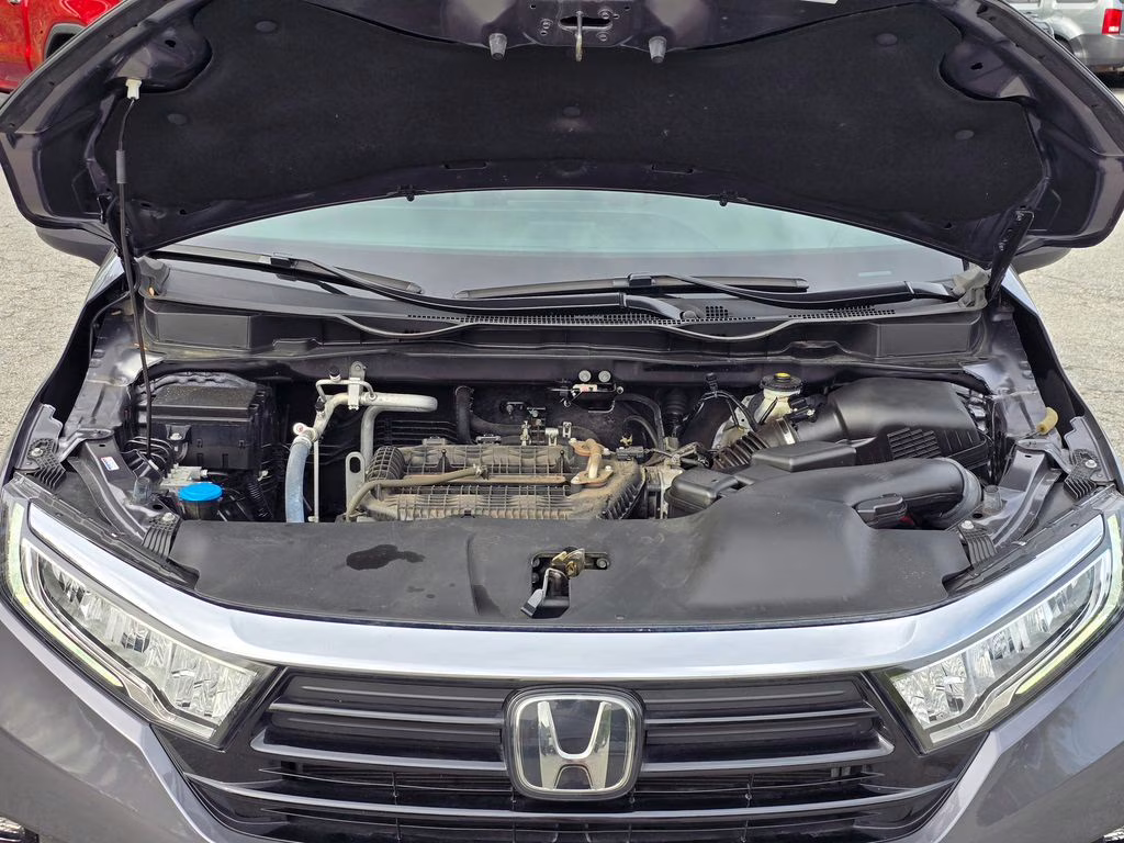 2023 Modern Steel Metallic Honda Odyssey Touring FWD Van