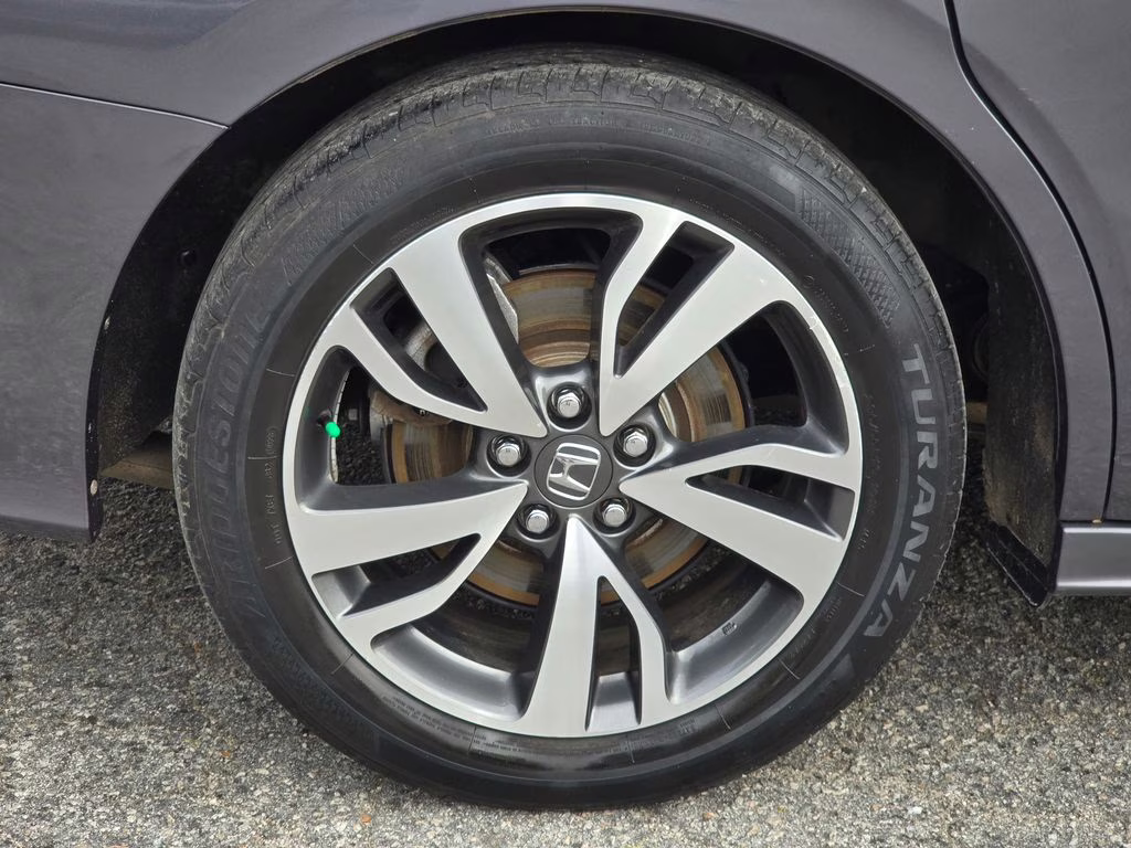 2023 Modern Steel Metallic Honda Odyssey Touring FWD Van