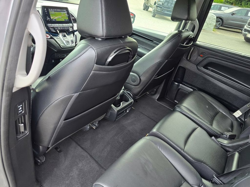 2023 Modern Steel Metallic Honda Odyssey Touring FWD Van