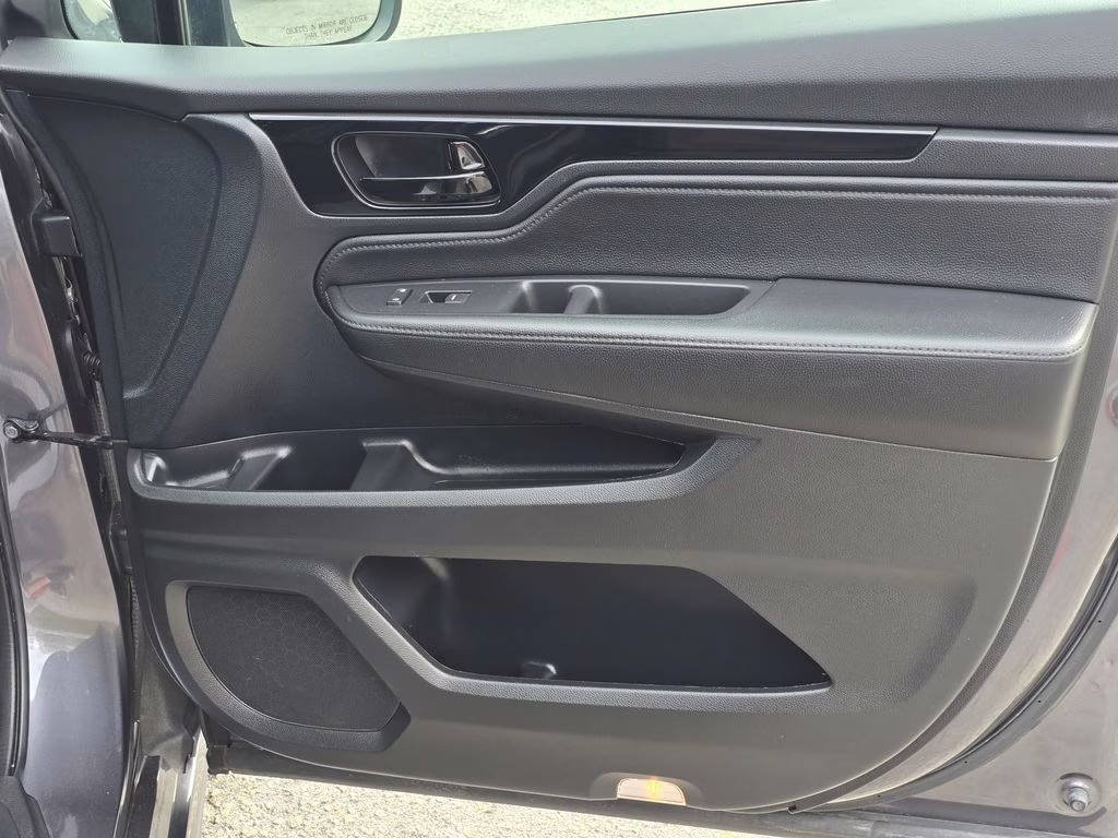 2023 Modern Steel Metallic Honda Odyssey Touring FWD Van