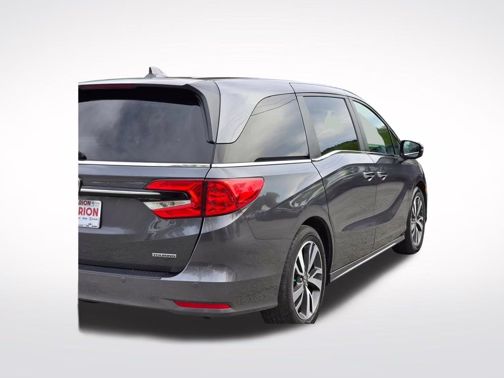 2023 Modern Steel Metallic Honda Odyssey Touring FWD Van