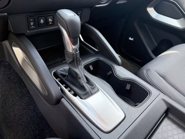 2025 Glacier White Nissan Frontier SV RWD Truck