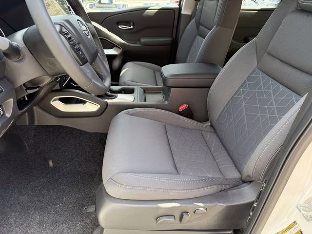 2025 Glacier White Nissan Frontier SV RWD Truck