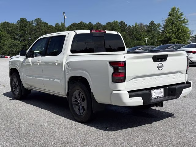 2025 Glacier White Nissan Frontier SV RWD Truck