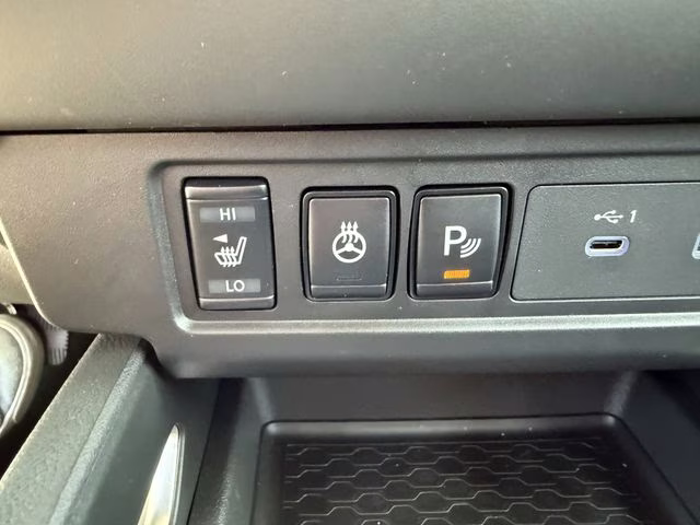 2025 Glacier White Nissan Frontier SV RWD Truck