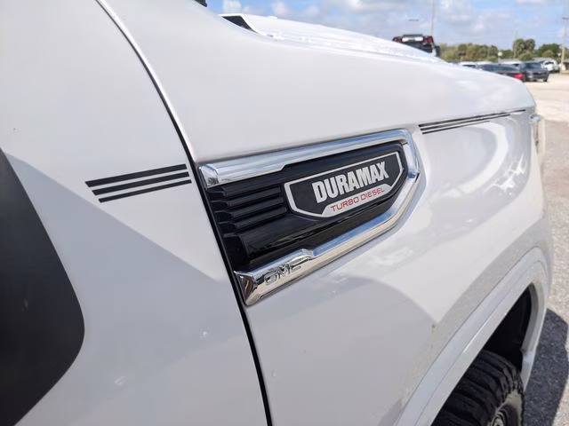 2022 White Frost Tricoat GMC Sierra 1500 Limited Denali 4X4 Truck