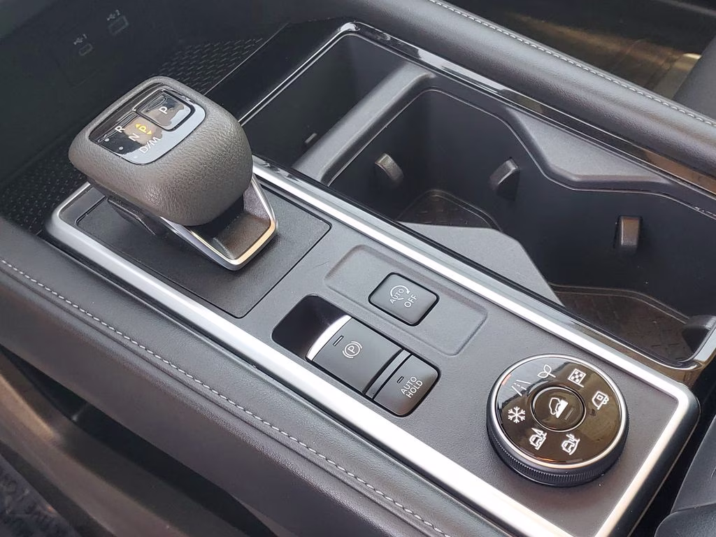 2024 Super Black Nissan Pathfinder SV 4X4 SUV