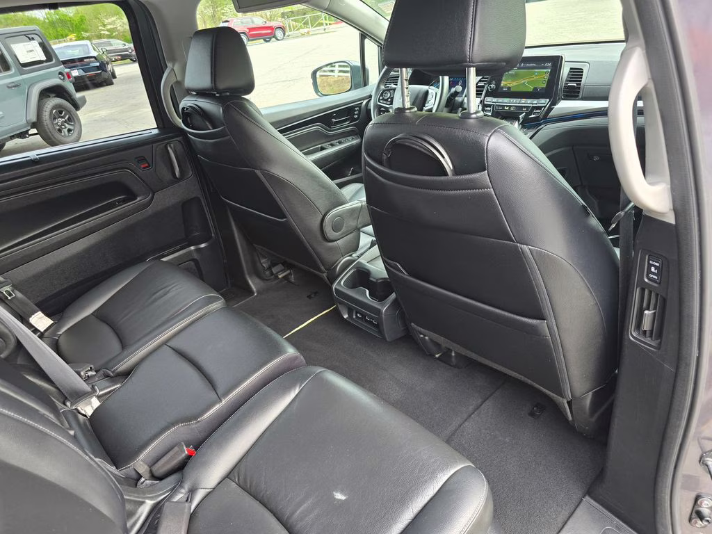 2023 Modern Steel Metallic Honda Odyssey Touring FWD Van