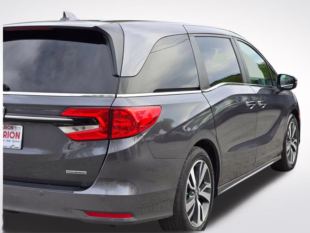 2023 Modern Steel Metallic Honda Odyssey Touring FWD Van