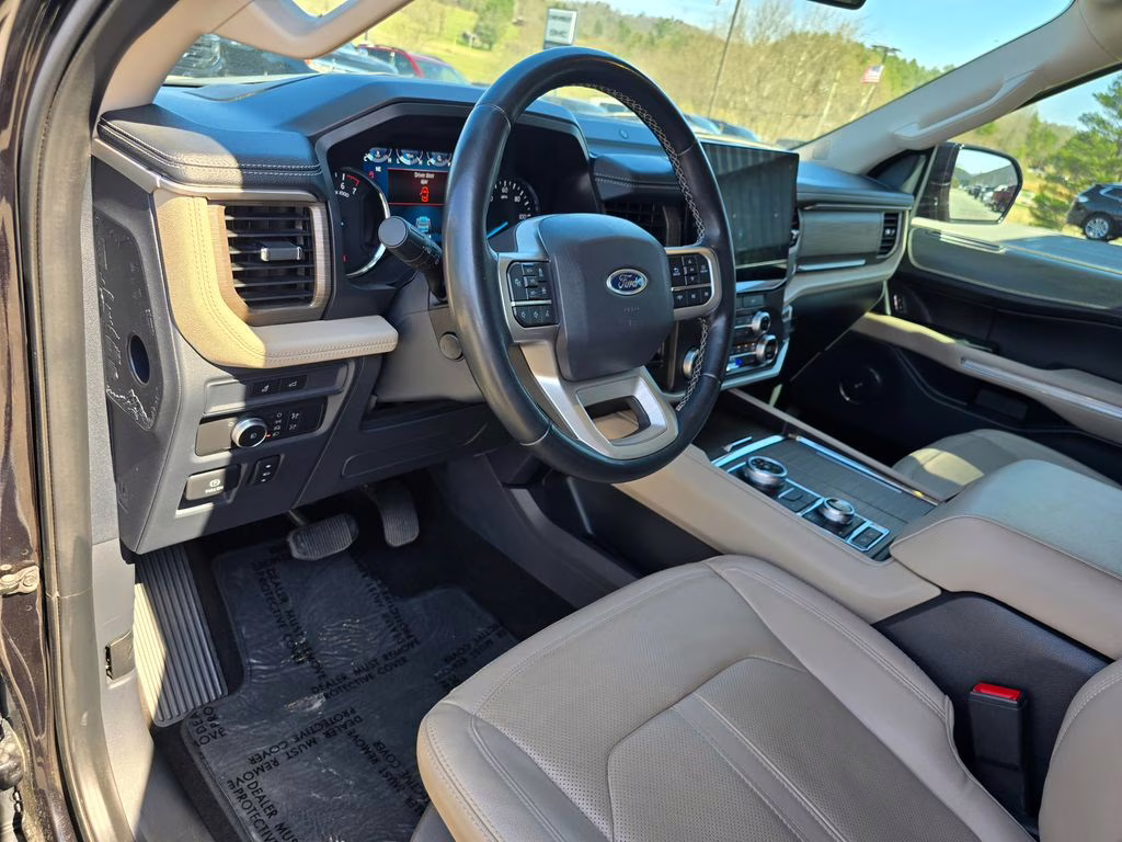 2022 Black Metallic Ford Expedition Max Limited 4X4 SUV