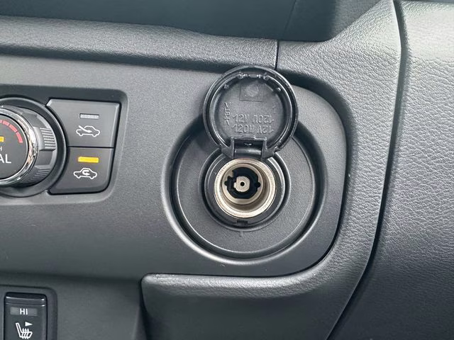 2025 Glacier White Nissan Frontier SV RWD Truck