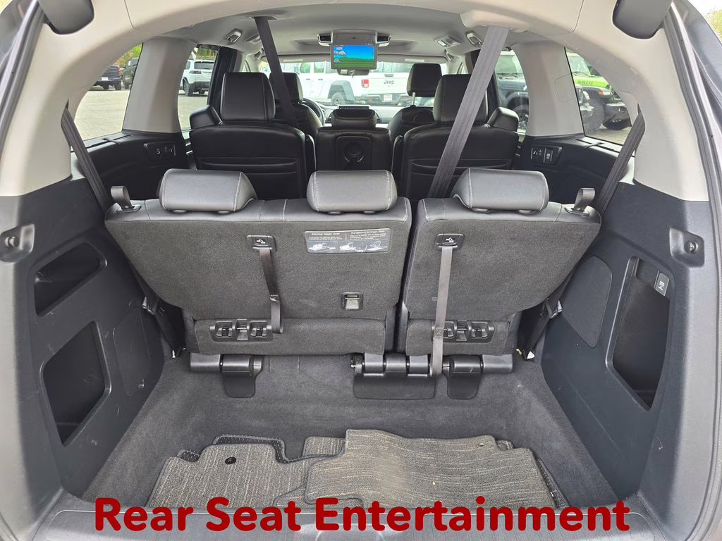 2023 Modern Steel Metallic Honda Odyssey Touring FWD Van