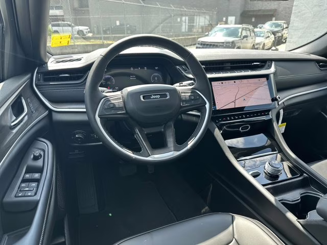 2026 Bright White Clearcoat Jeep Grand Cherokee Limited 4X4 SUV