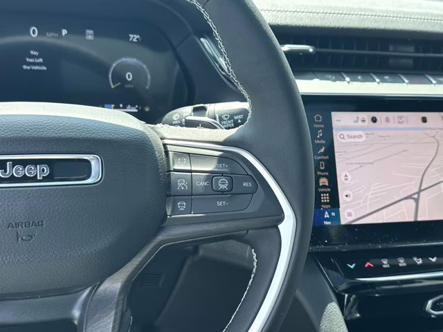 2026 Bright White Clearcoat Jeep Grand Cherokee Limited 4X4 SUV