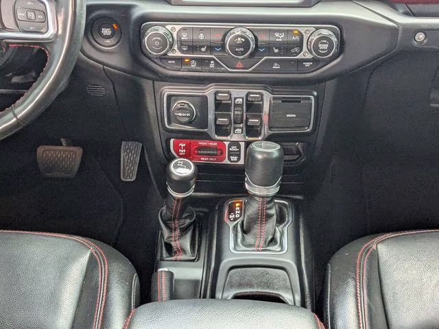 2022 Black Clearcoat Jeep Gladiator Rubicon 4X4 Truck