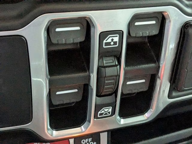 2022 Black Clearcoat Jeep Gladiator Rubicon 4X4 Truck