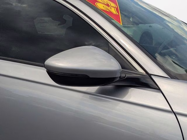 2023 Lunar Silver Metallic Honda Accord Hybrid Touring FWD Sedan