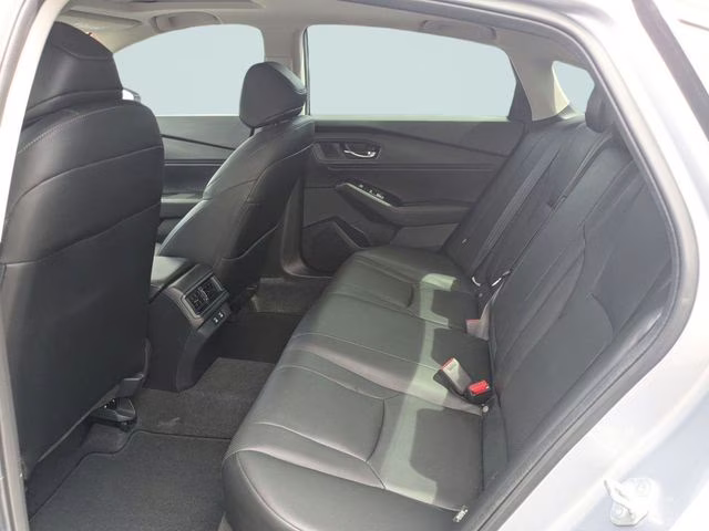 2023 Lunar Silver Metallic Honda Accord Hybrid Touring FWD Sedan