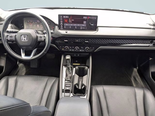 2023 Lunar Silver Metallic Honda Accord Hybrid Touring FWD Sedan