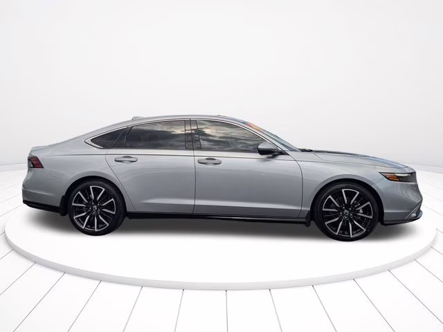 2023 Lunar Silver Metallic Honda Accord Hybrid Touring FWD Sedan