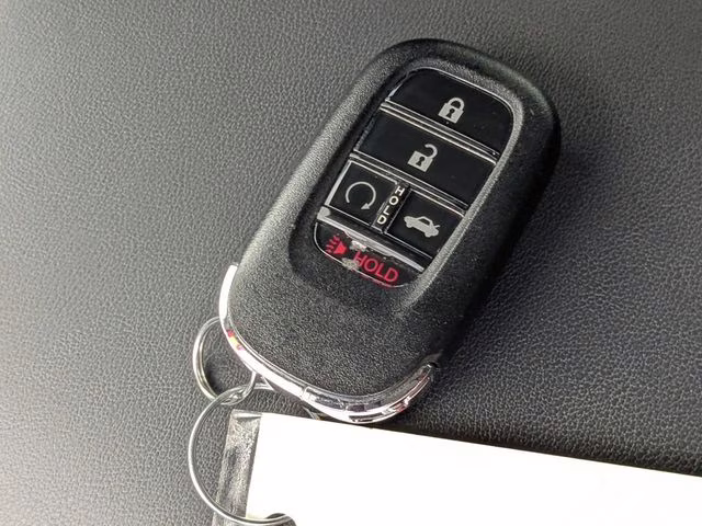 2023 Lunar Silver Metallic Honda Accord Hybrid Touring FWD Sedan