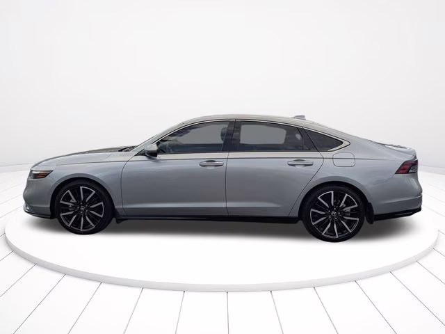 2023 Lunar Silver Metallic Honda Accord Hybrid Touring FWD Sedan