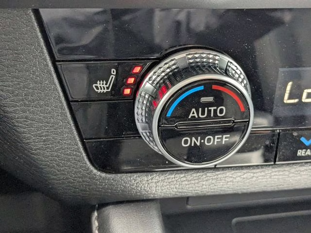 2024 White Diamond Mitsubishi Outlander PHEV SEL AWD SUV