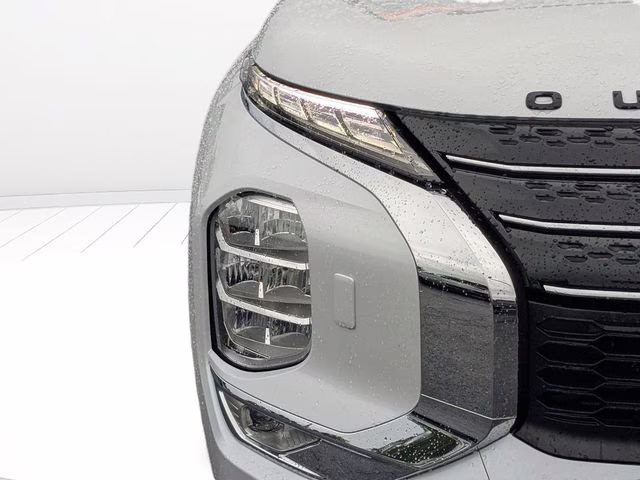 2024 White Diamond Mitsubishi Outlander PHEV SEL AWD SUV