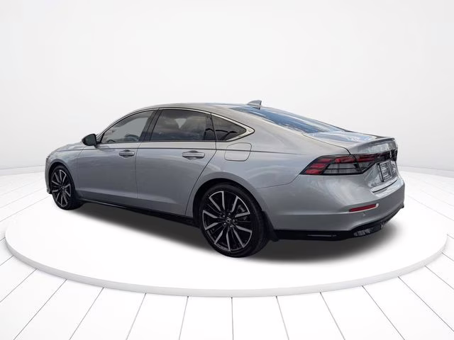 2023 Lunar Silver Metallic Honda Accord Hybrid Touring FWD Sedan