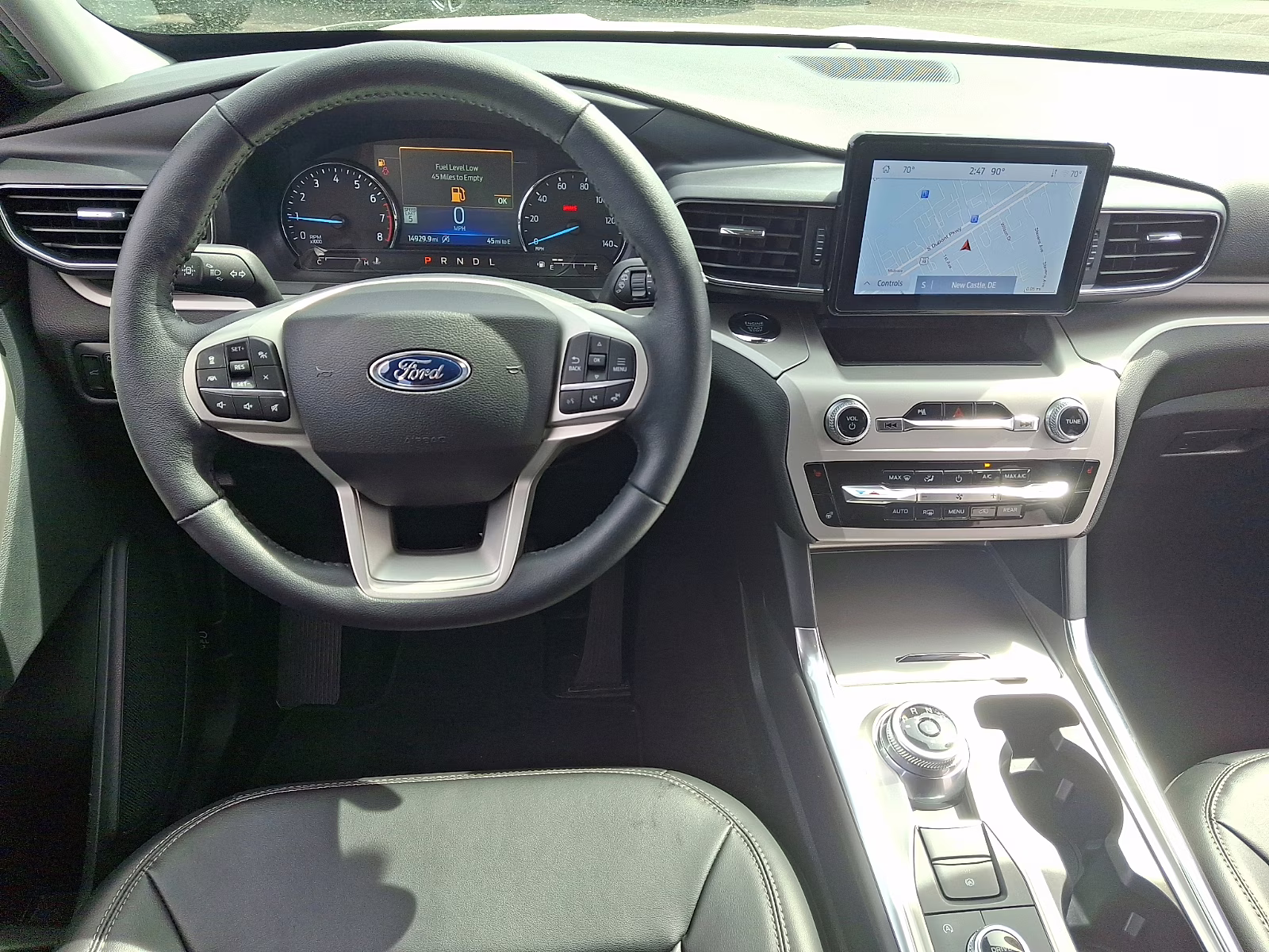 2024 Star White Metallic Tri-Coat - AZ Ford Explorer XLT 4X4