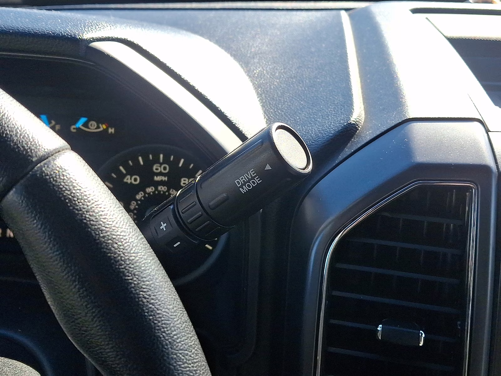 2019 Blue Jeans Metallic - N1 Ford F-150 XLT 4X4