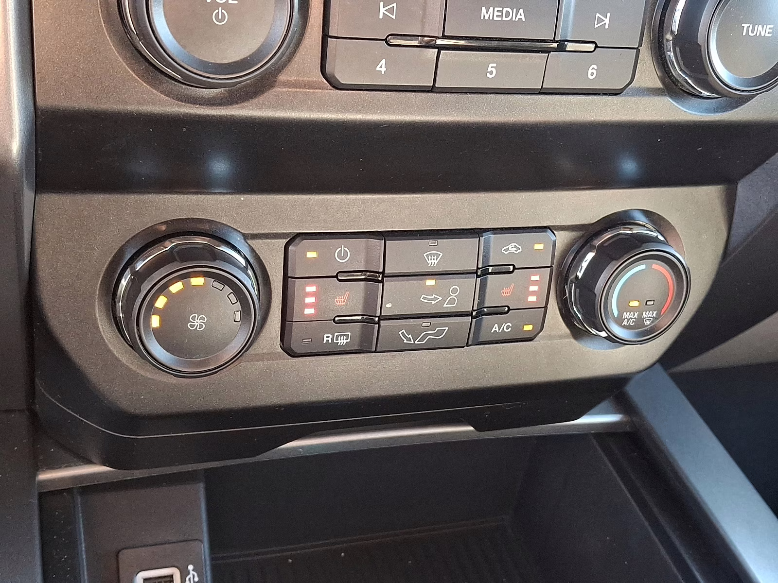 2019 Blue Jeans Metallic - N1 Ford F-150 XLT 4X4