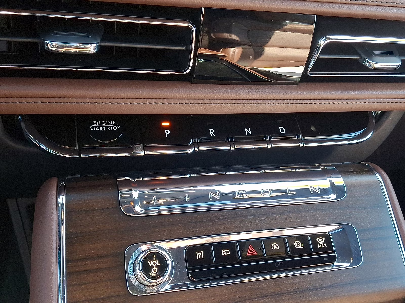 2025 Ceramic Pearl Metallic Tri-Coat - GS Lincoln Aviator Reserve AWD