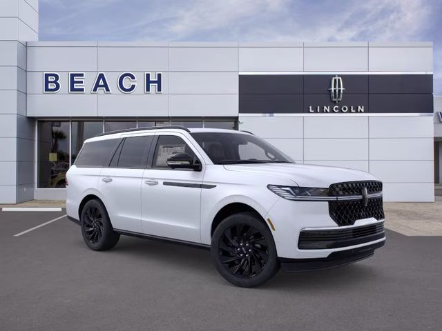 2026 Star White Metallic Tri-Coat Lincoln Navigator Reserve 4X4 SUV